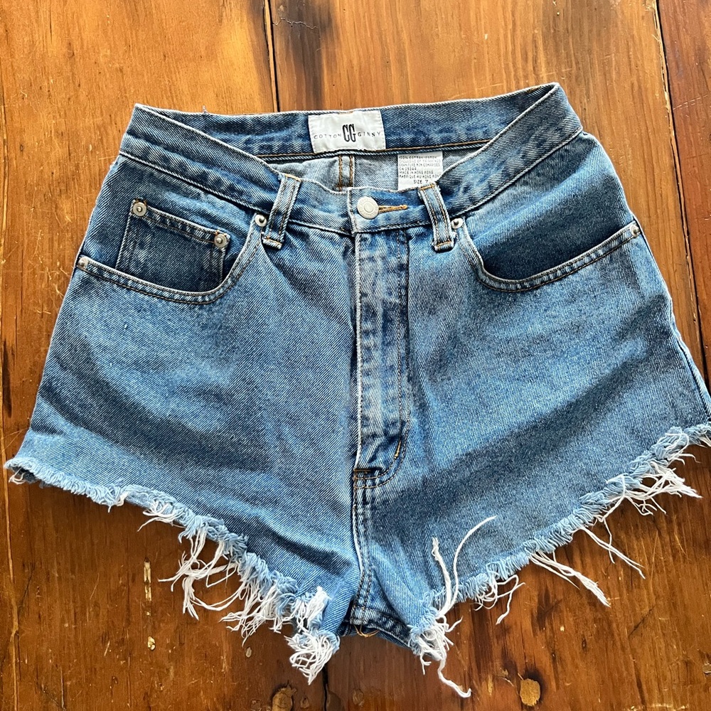 High-Waisted Jean Shorts with Frayed Hem